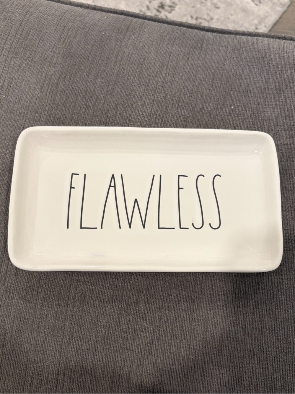 Rae Dunn FLAWLESS Trinket Tray / Ring Dish      women’s jewelry rings home decor